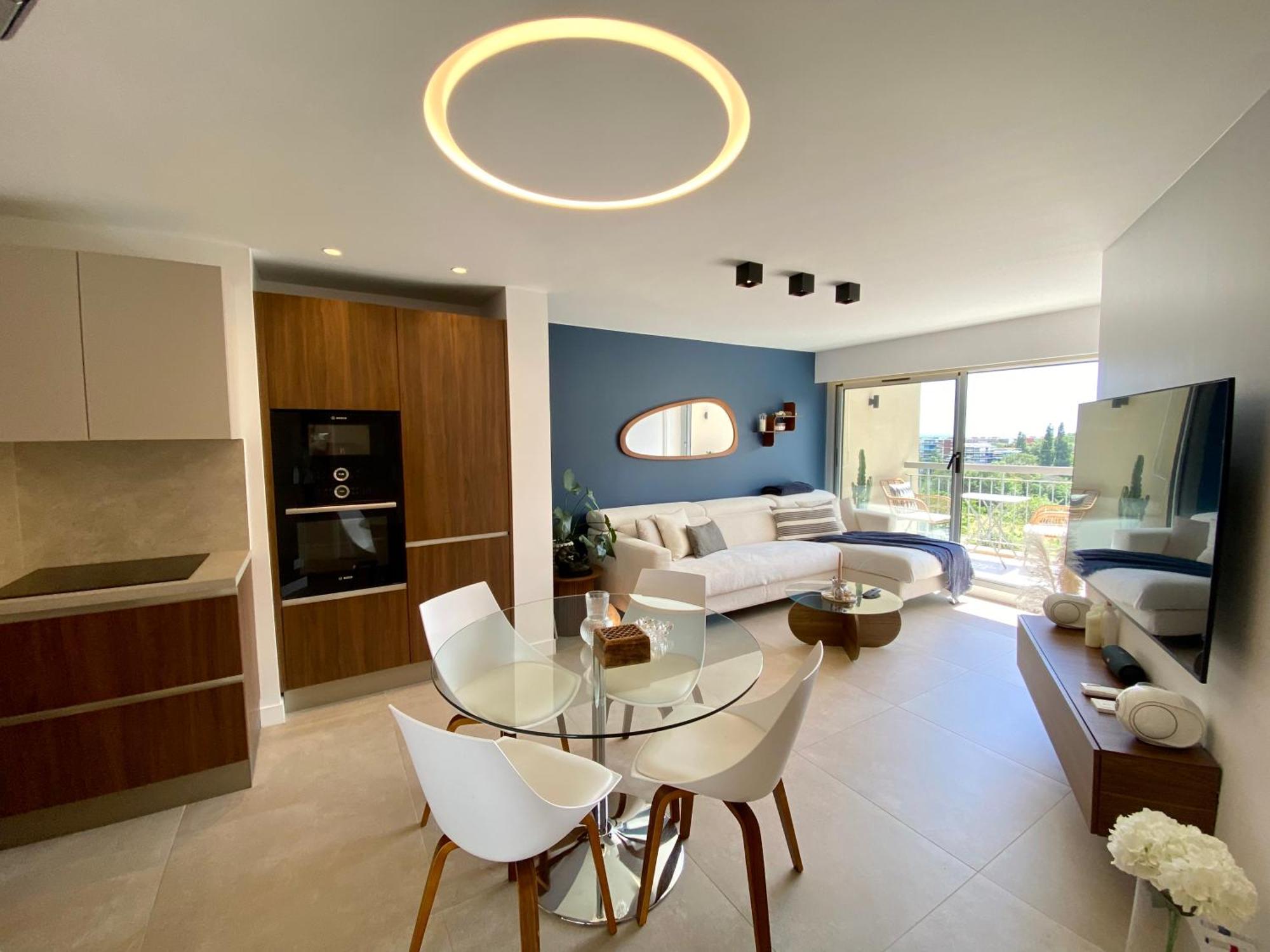 Appartement Luxe Vue Mer Et Collines Avec Piscine Манделю-ла-Напул Екстериор снимка